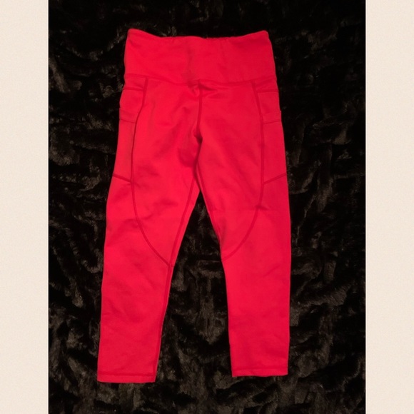 Zyia Red Capri Legging - Never Worn - Pockets - Size 4 - Picture 1 of 9